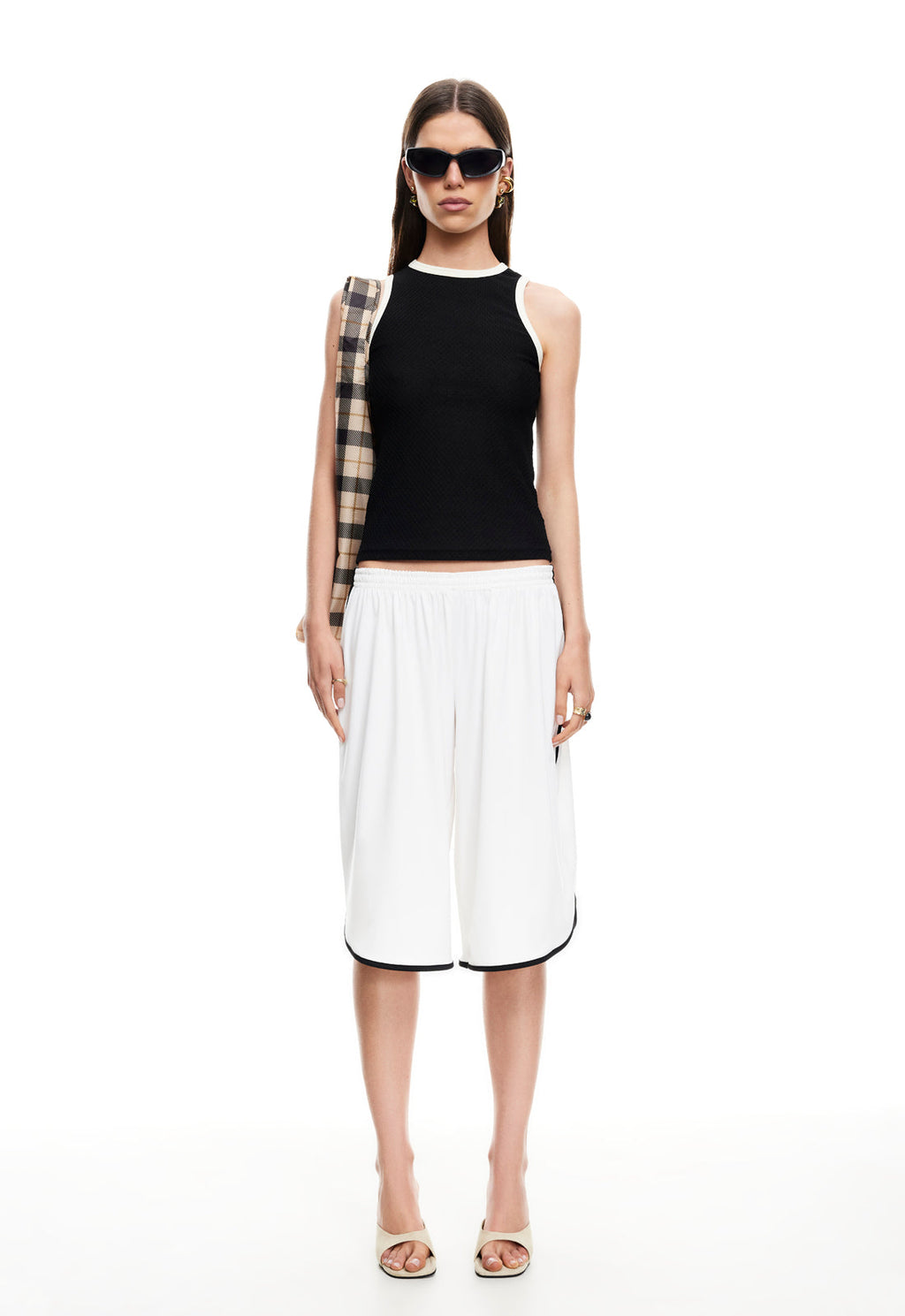 Mid-Rise Side-Split Shorts