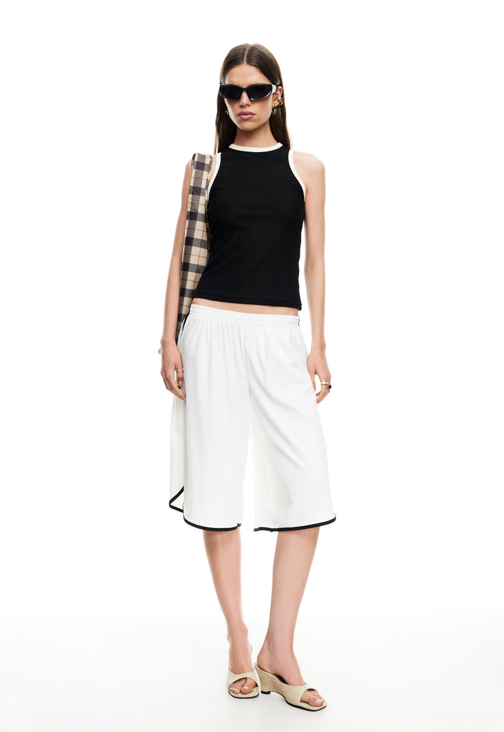 Mid-Rise Side-Split Shorts