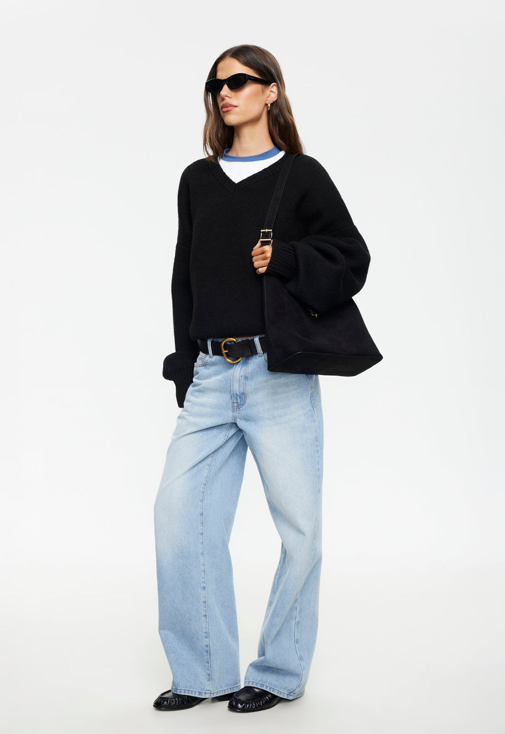 Low-Rise Baggy Jeans