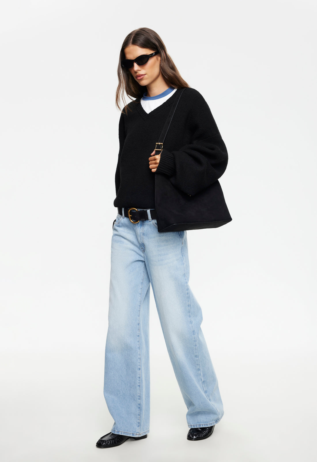 Low-Rise Baggy Jeans