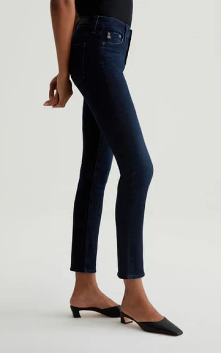 Jeans- Slim Straight Jeans