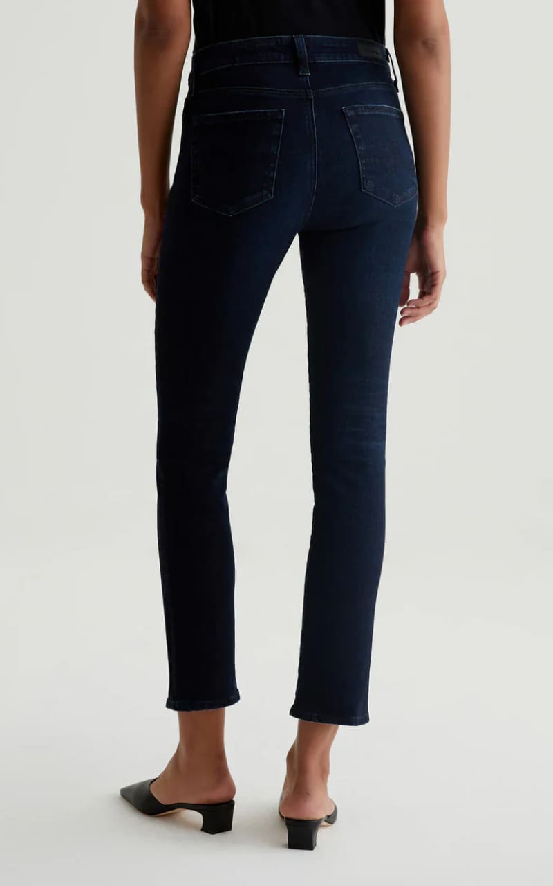 Jeans- Slim Straight Jeans
