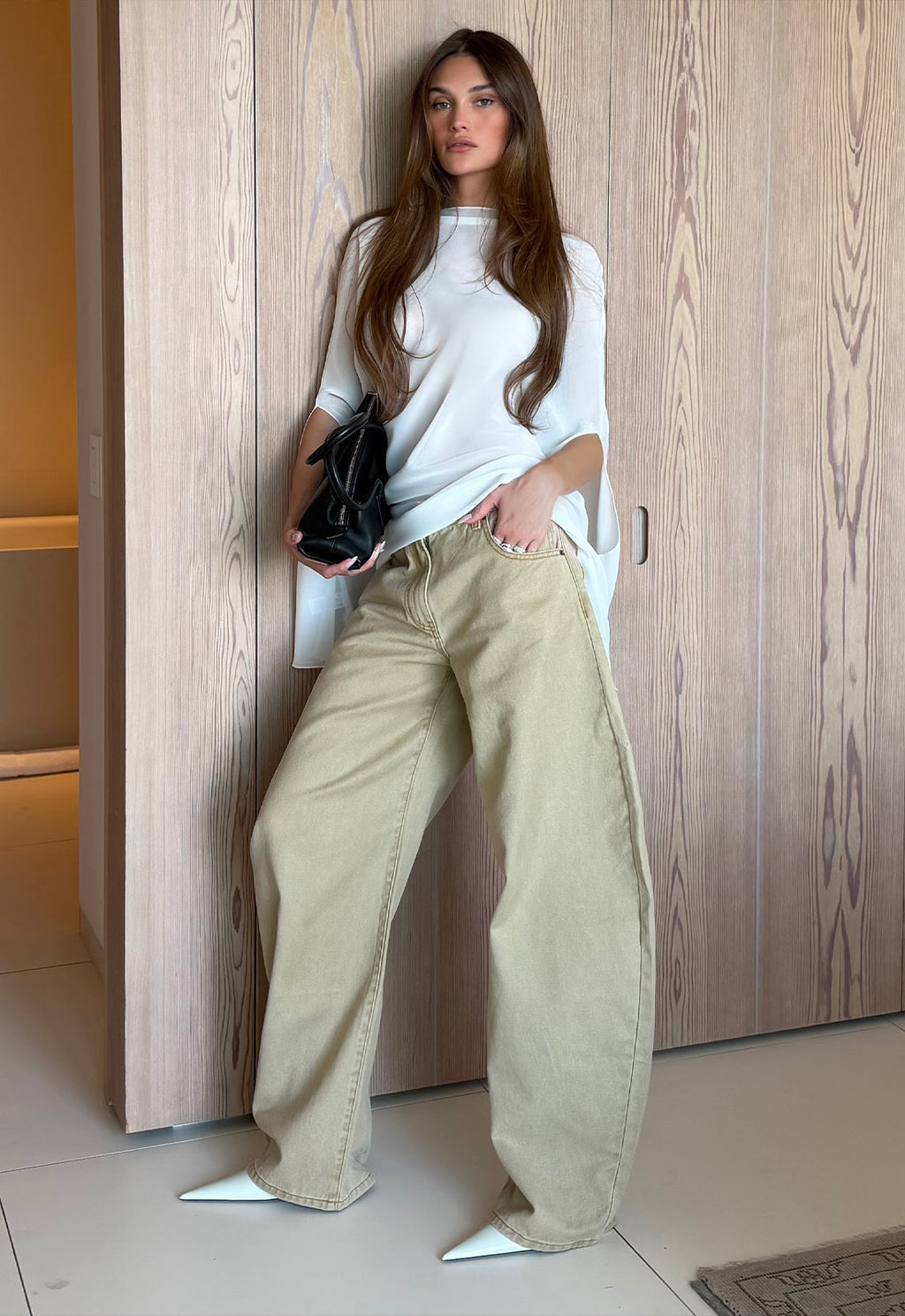 Low-Drape Cotton Jeans