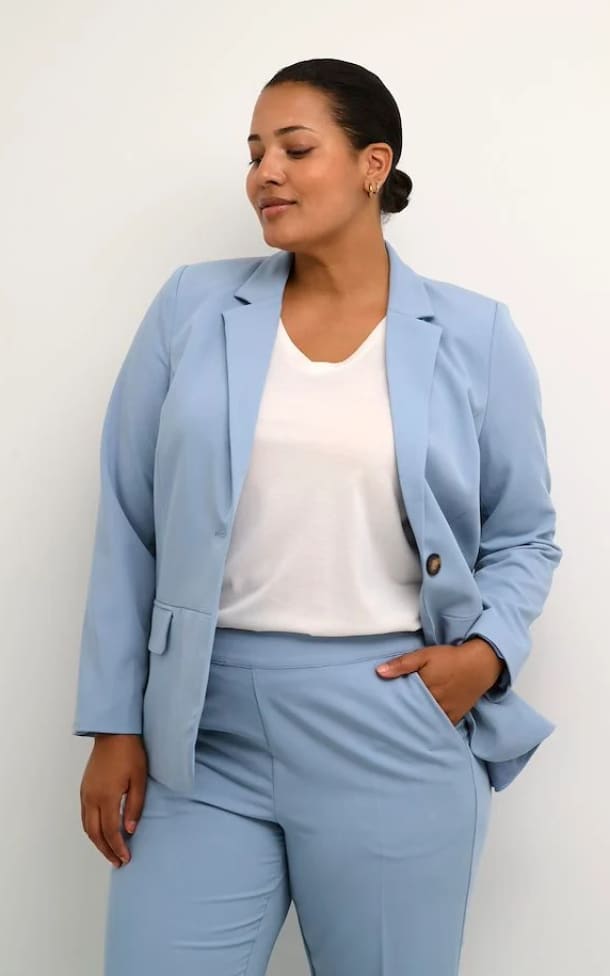 Blazer in Faded Denim