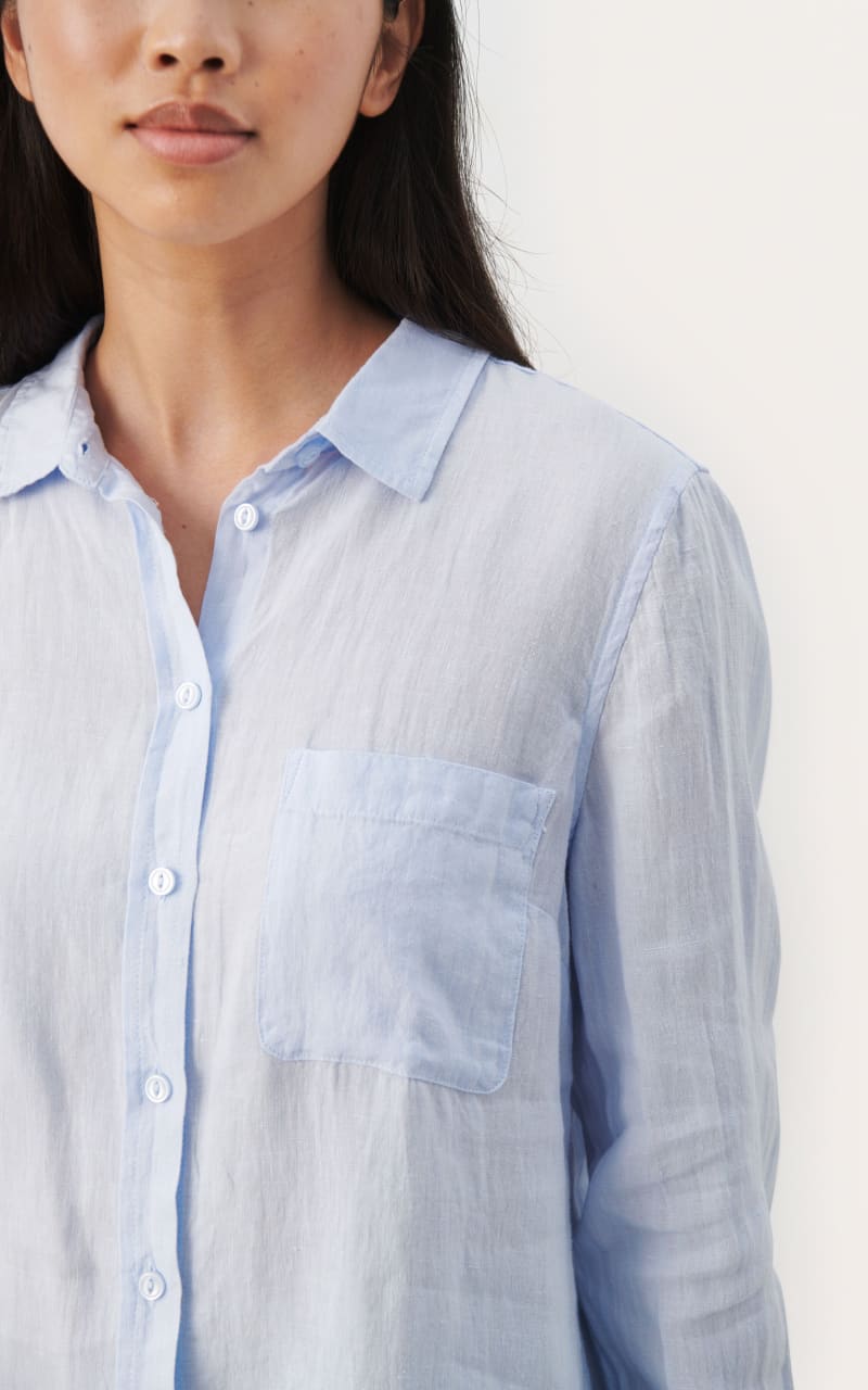 Kivas Linen Blouse in Heather Blue