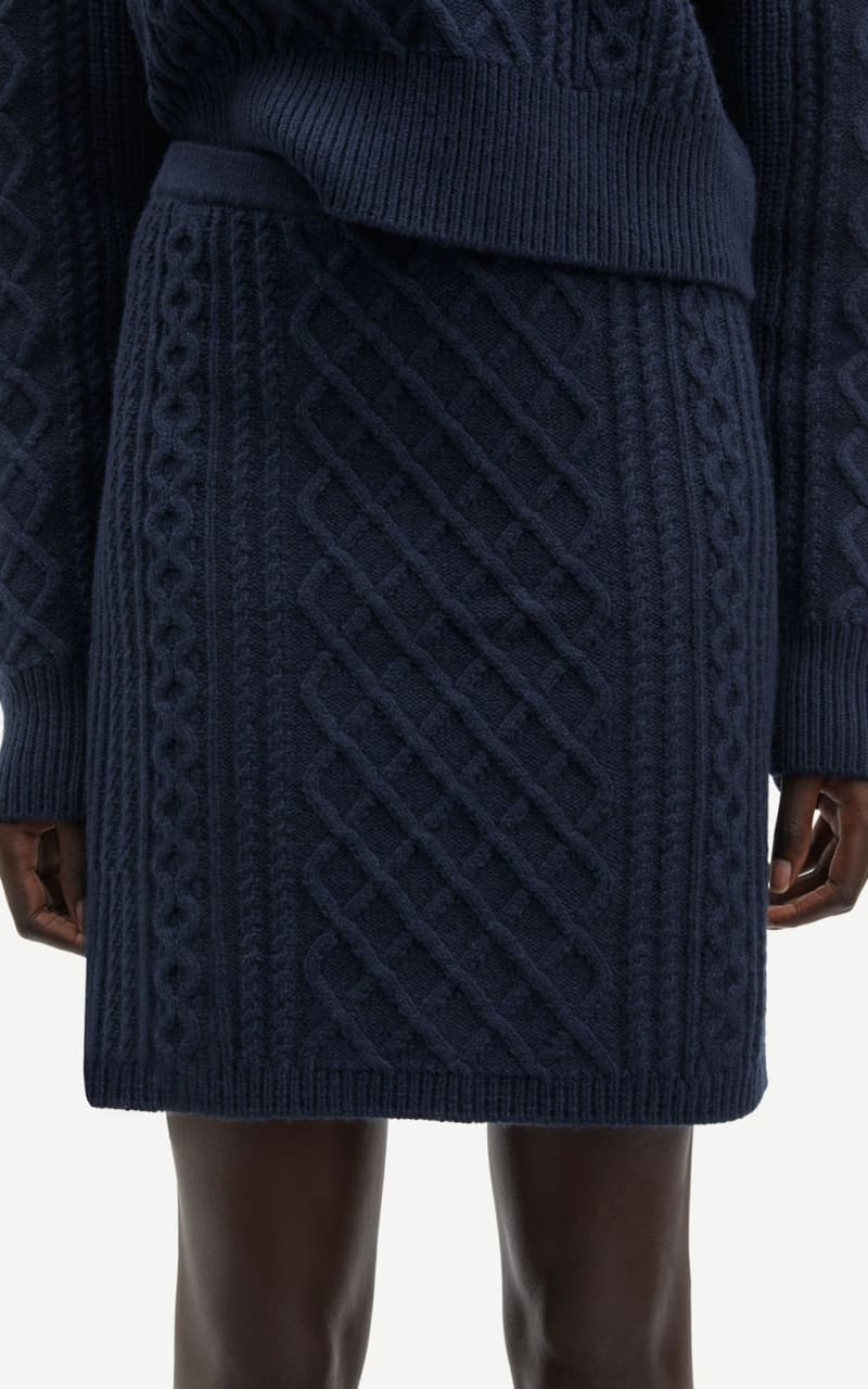 Knit Skirt